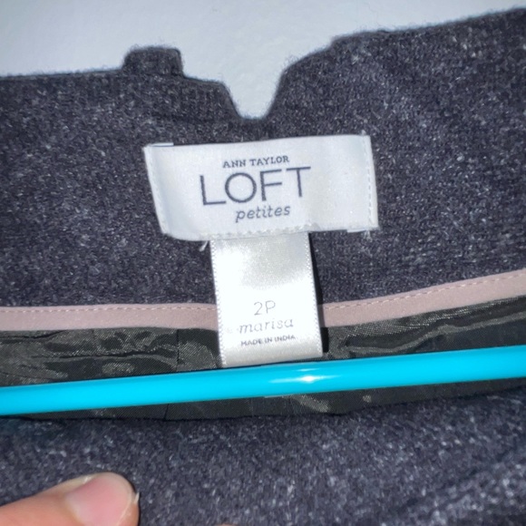 ANN TAYLOR LOFT PETITES Grey Tweed Slacks | Size 2P - Picture 3 of 9
